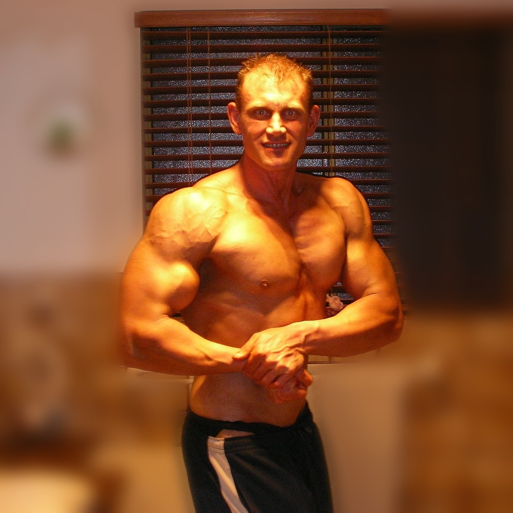 Justin in competition shape in 2008, preparing for the NABBA SA competition